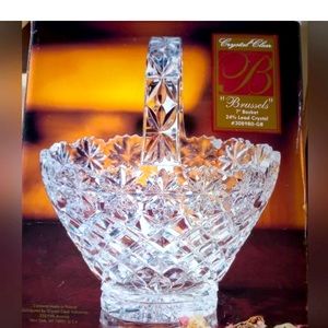 Crystal Clear Industries “Brussels” Poland Handled Basket Candy Serving Dish